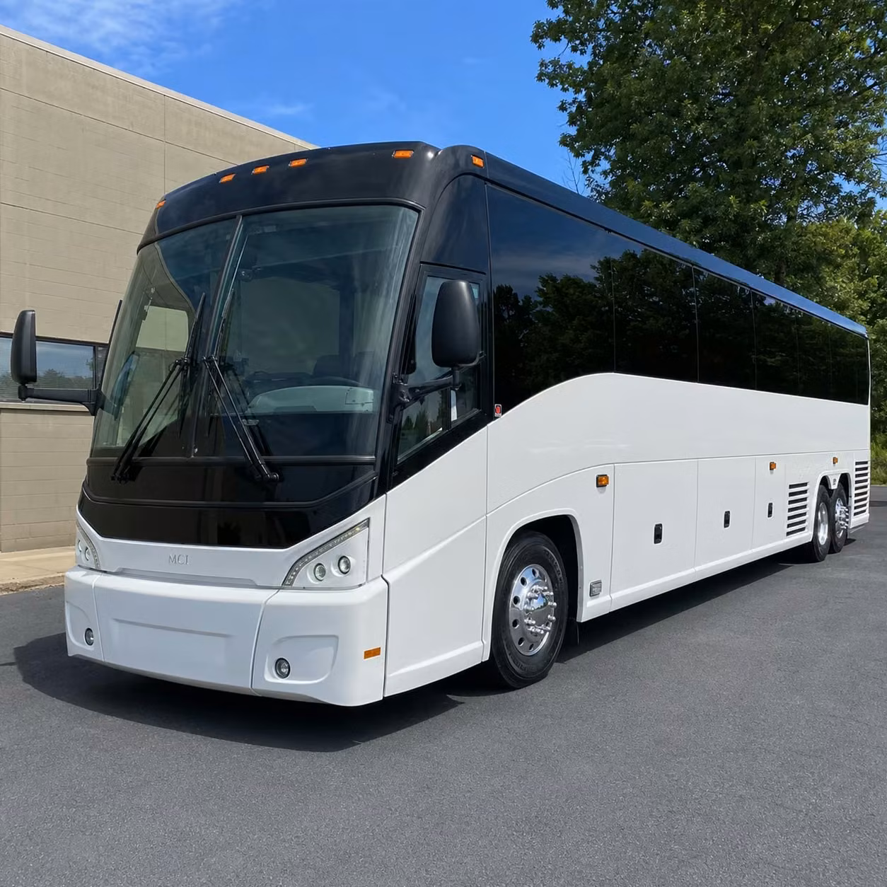 book long distance transportation in kirkland or any city nearby