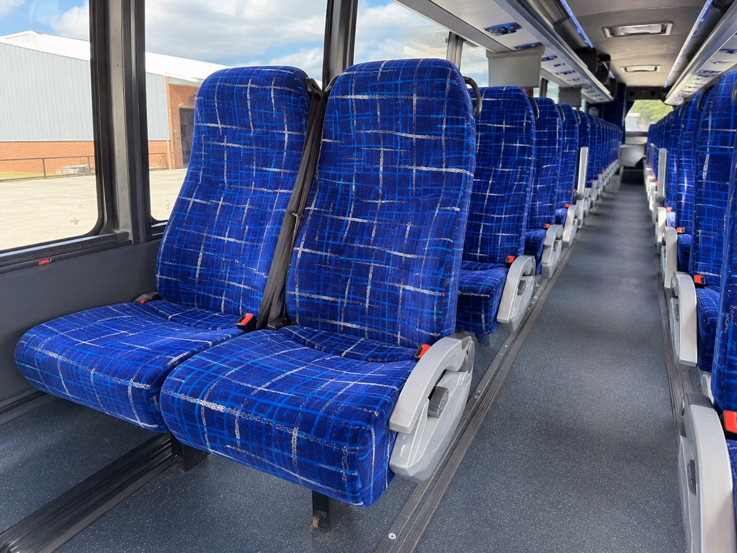find the perfect kirkland wedding bus for bachelorette parties venue tours and more