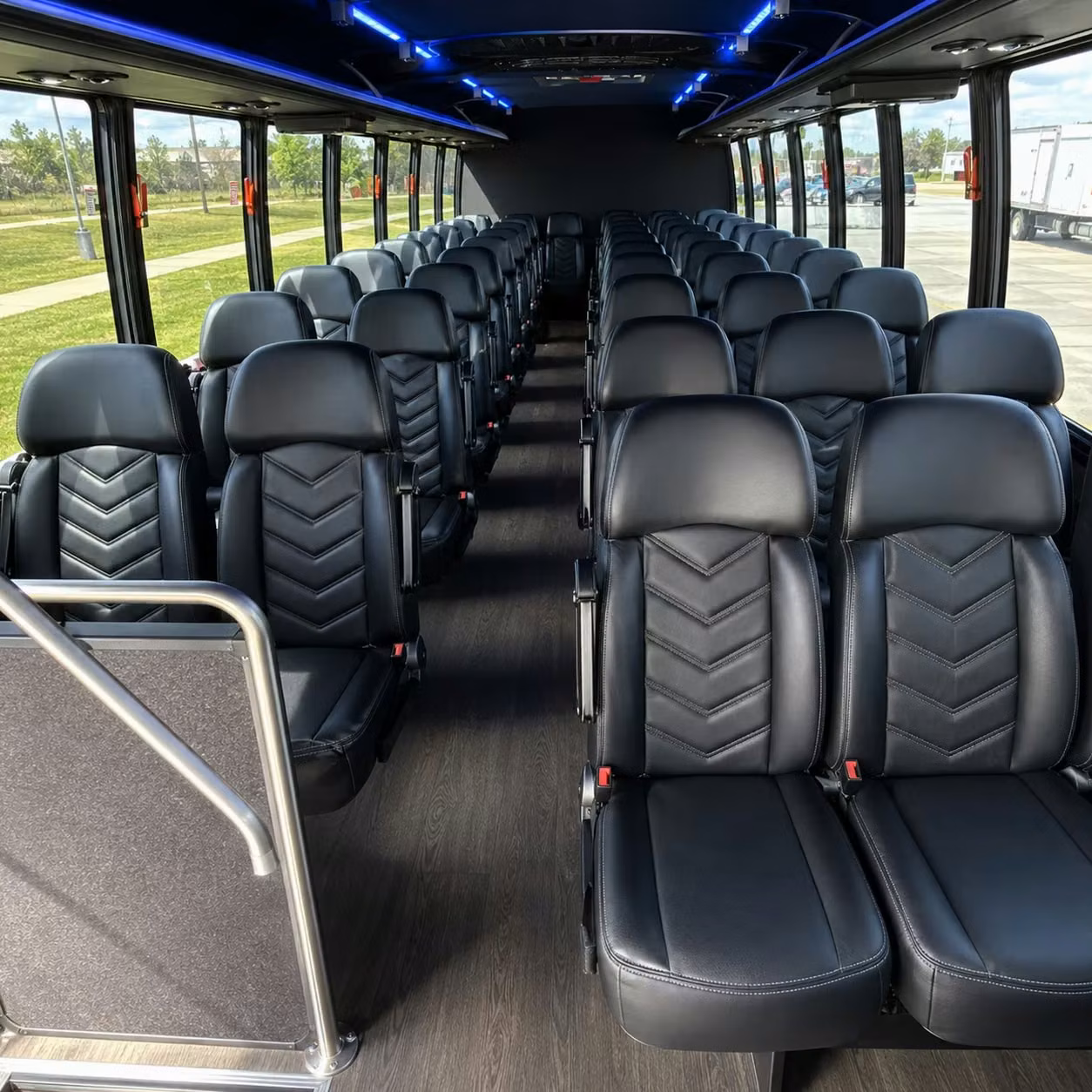 minibus rentals for kirkland church youth groups missions and special events